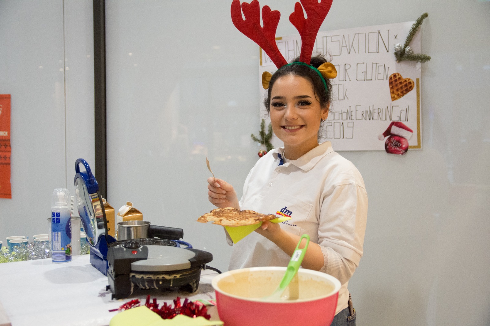 Waffeln-Backen bei dm im Forum Krefeld